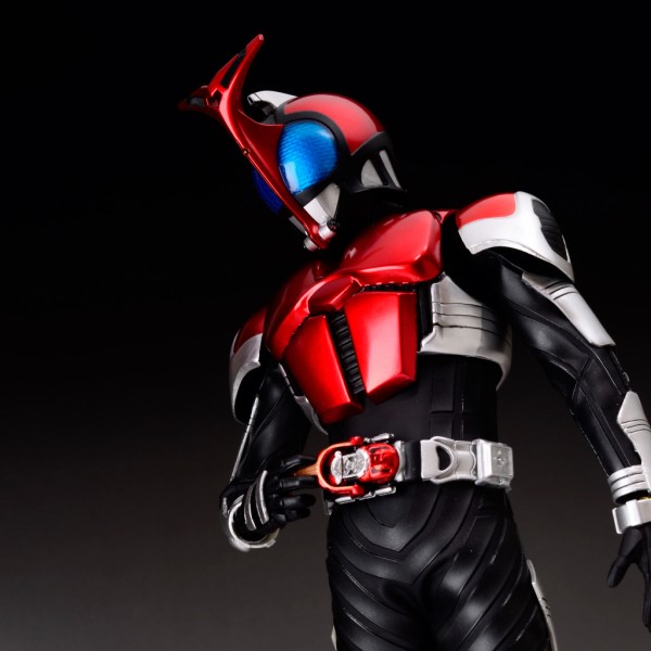 メディコム・トイ RAH DX 仮面ライダーカブト （ライダーフォーム