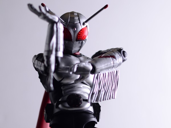 バンダイ S.H.フィギュアーツ 仮面ライダースーパー１ レビュー : きん