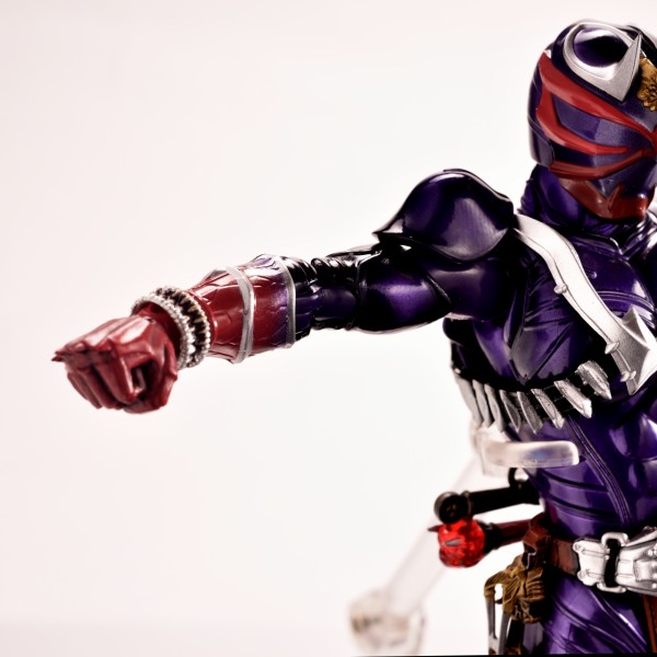 バンダイ S.H.フィギュアーツ (真骨彫製法) 仮面ライダー響鬼 バンダイ S.H.フィギュアーツ (真骨彫製法) 仮面ライダー響鬼
