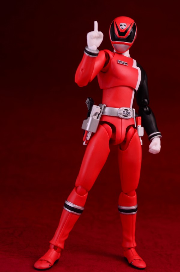 バンダイ S.H.フィギュアーツ デカレッド レビュー : きんけつほびー