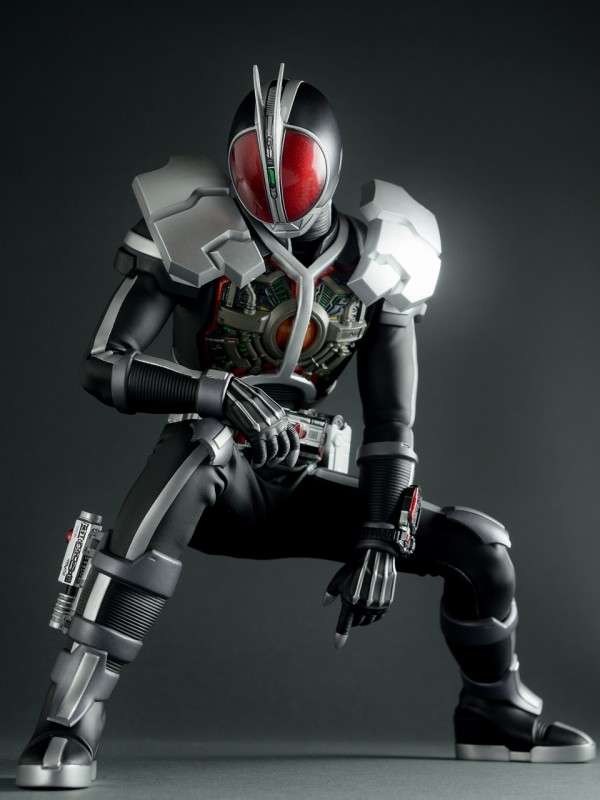 メディコム・トイ RAH DX 仮面ライダーファイズ アクセルフォーム Ver