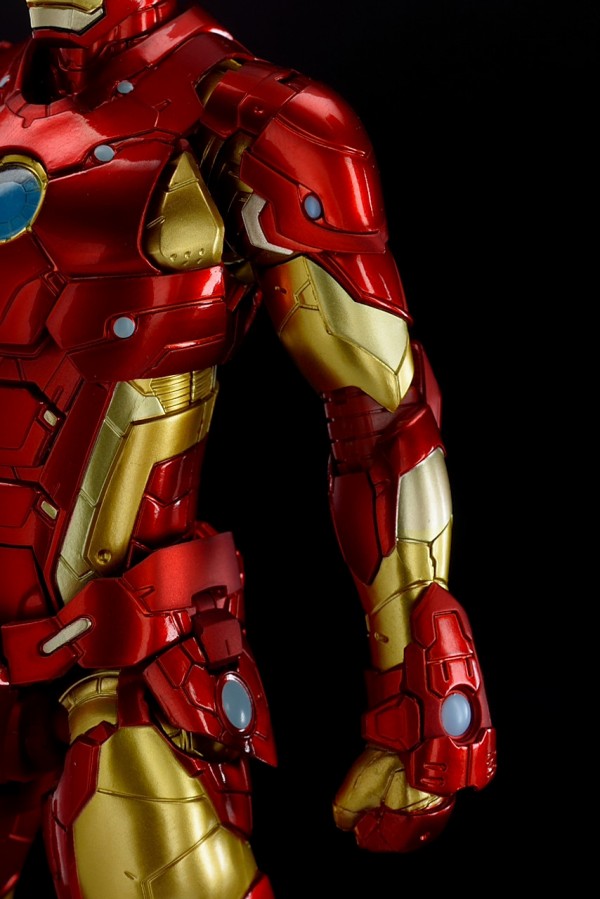 starkiller‼️鹿角⭐︎ハンティングトロフィー‼️ペイント加工込み‼️ 千値練 RE:EDIT IRON MAN ＃01 Bleeding Edge Armor レビュー