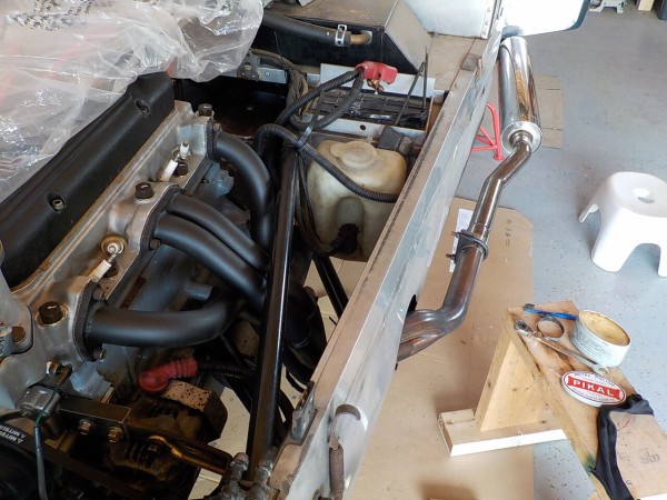 冷却水漏れ発生 車いじりラボ Garage Zitta 冷却水漏れ発生 車いじりラボ Garage Zitta