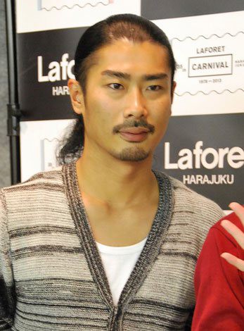 パンサー菅 ２０歳の頃と変わんなすぎｗ 気になる芸能界