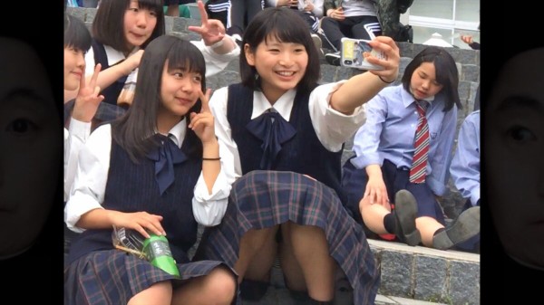 卒アル パンチラ 