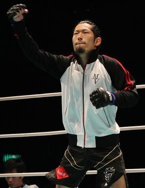 佐藤洋 リアル・カミソリシューター”佐藤洋インタビュー : ZST