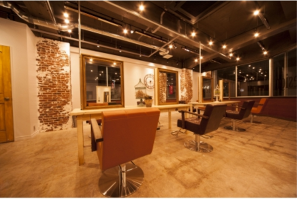 静岡駅周辺でカット カラーが安い美容院 厳選2店舗 ずぼらまん すたんだあど