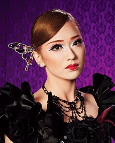 宝塚 花組退団者 既に発表済みのトップ娘役仙名彩世に加え副組長花野じゅりあ 桜咲彩花ら計7人 そして亜蓮冬馬は集合日付け 花の道でホットにまったりと