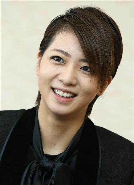 宝塚 星組 アイドル系実力派2番手 礼真琴さん 花の道でホットにまったりと