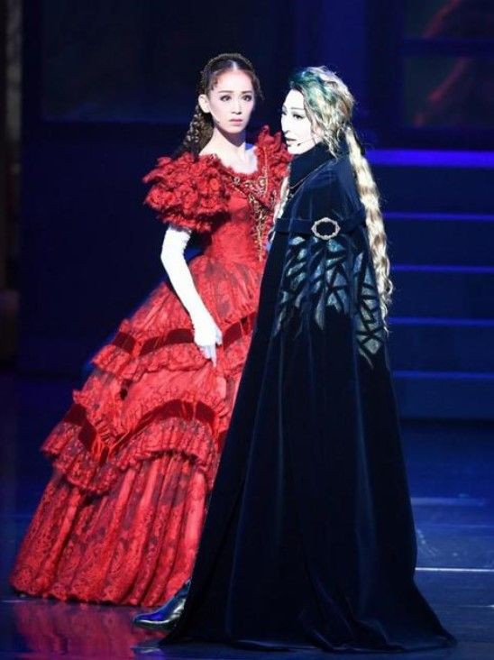 月組 宝塚大劇場公演「エリザベート -愛と死の輪舞-」
