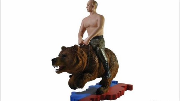 プーチン大統領のおかしなフィギュア発売に世界も大爆笑！ 海外