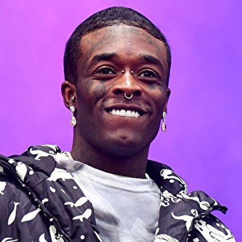 アメリカのラッパー おでこに25億円のダイヤを埋め込んでしまうｗ 海外の反応 海外反応 I Love Japan